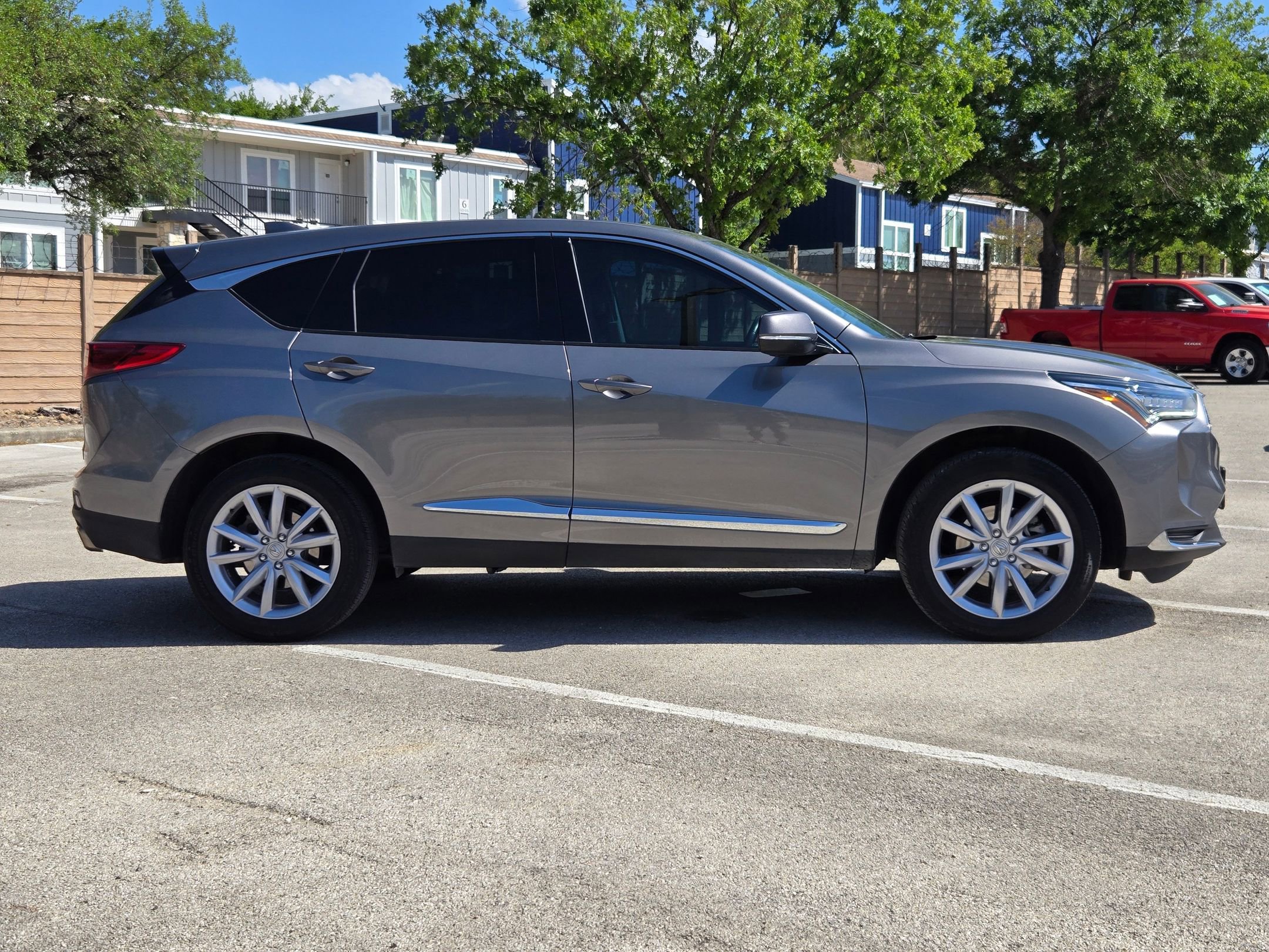 Used 2023 Acura RDX FWD image 2