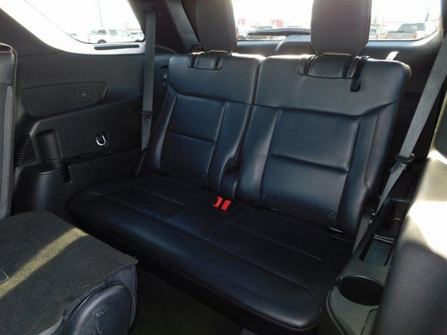 Used 2025 Ford Explorer ST-Line w/ ST-Line Street Pack image 35