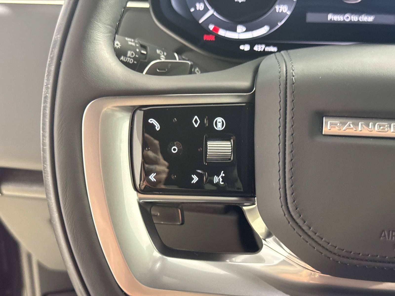 New 2027 Land Rover Range Rover SE AWD/4WD image 35