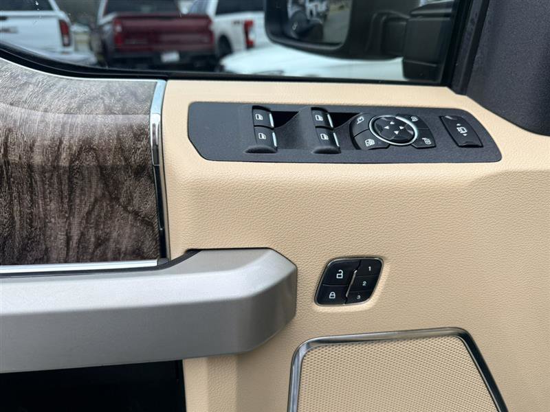 Used 2017 Ford F350 Lariat w/ Lariat Ultimate Package image 31