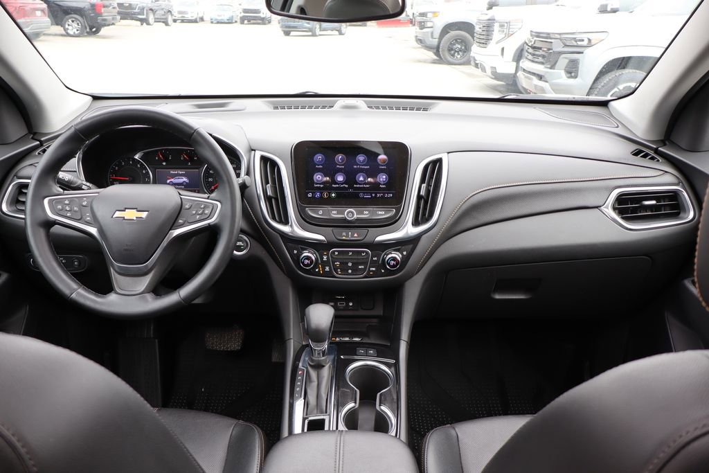Used 2023 Chevrolet Equinox Premier image 43