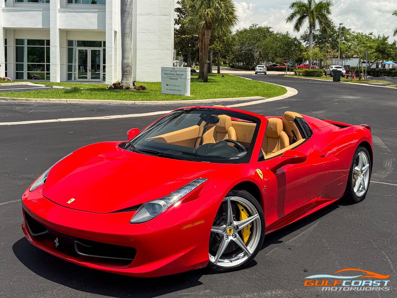 Used 2012 Ferrari 458 Spider RWD image 8