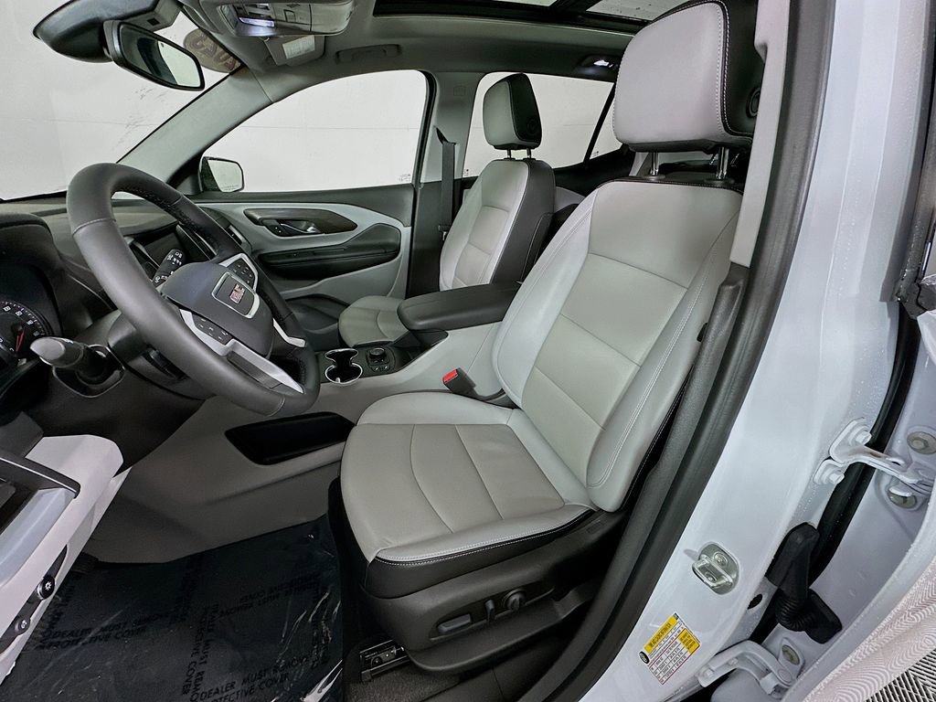 Used 2023 GMC Terrain SLT image 27
