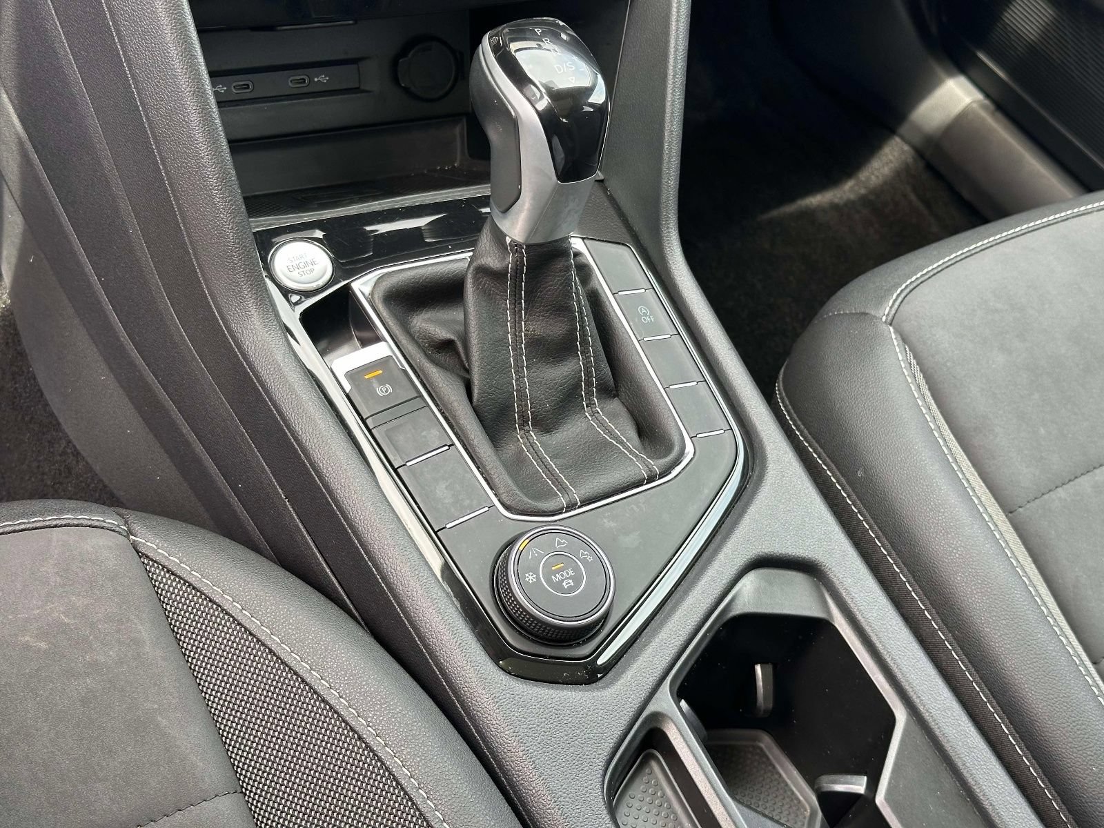Certified 2024 Volkswagen Taos SE AWD/4WD image 19