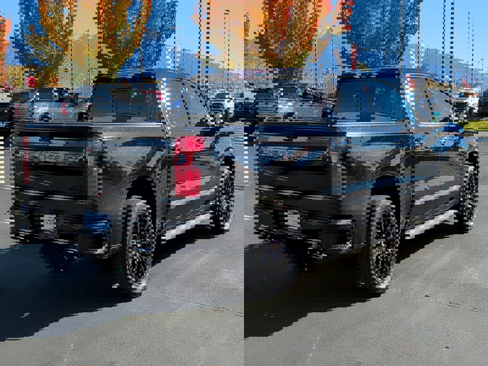 Used 2023 Chevrolet Silverado 1500 High Country w/ High Country Premium Package image 13