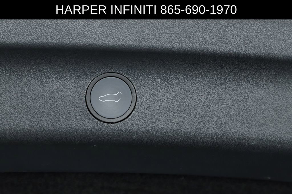 Used 2023 Tesla Model Y Long Range AWD/4WD image 30