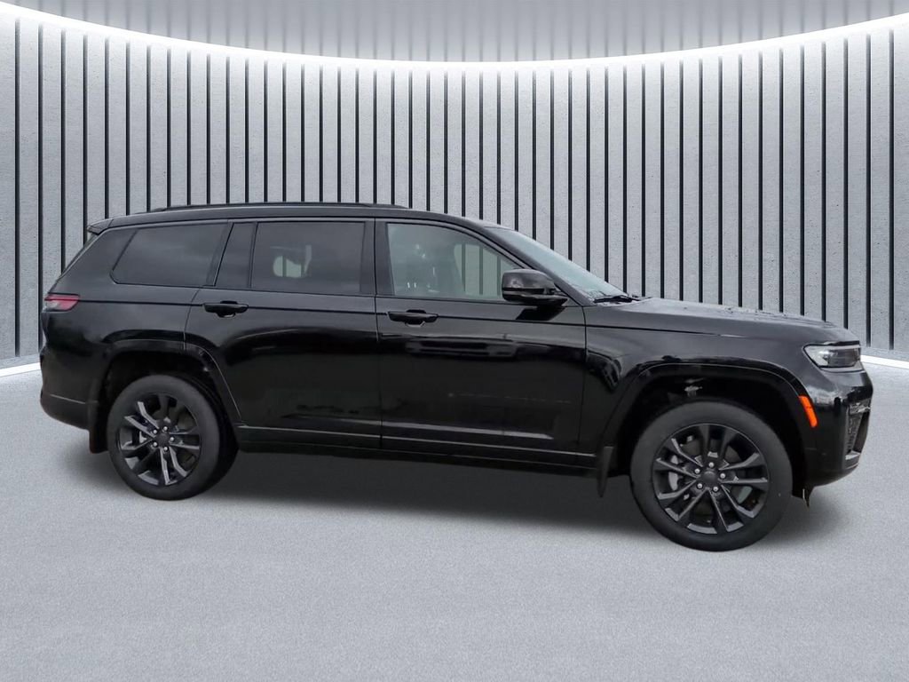 New 2026 Jeep Grand Cherokee L Limited AWD/4WD image 2