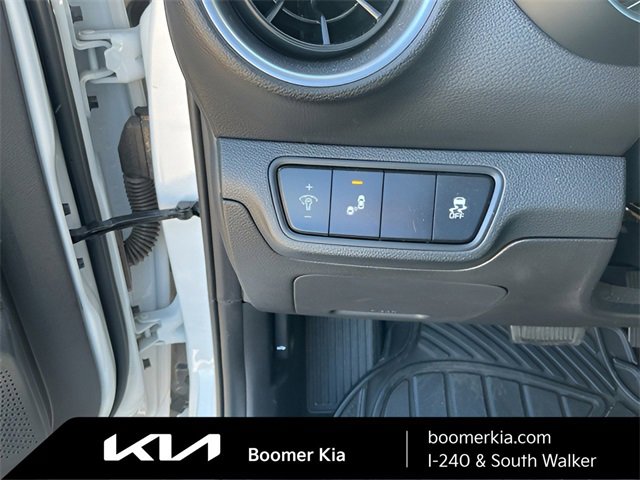 Certified 2023 Kia Forte LXS w/ LXS Technology Package image 20