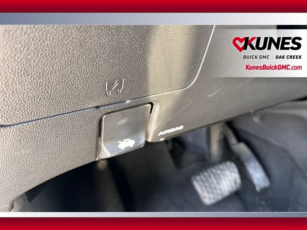 Used 2024 Buick Encore GX Sport Touring image 18
