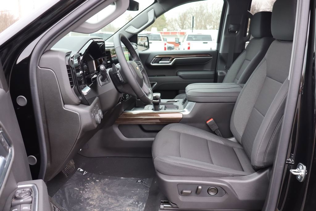 New 2026 Chevrolet Silverado 1500 LT w/ Protection Package image 5