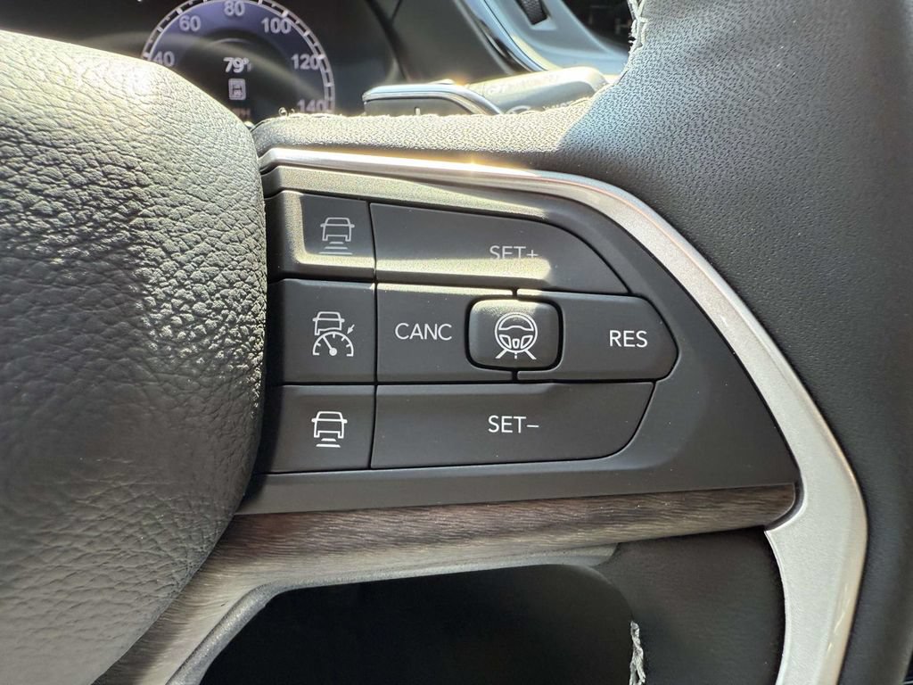 New 2027 Jeep Grand Cherokee Limited AWD/4WD image 23