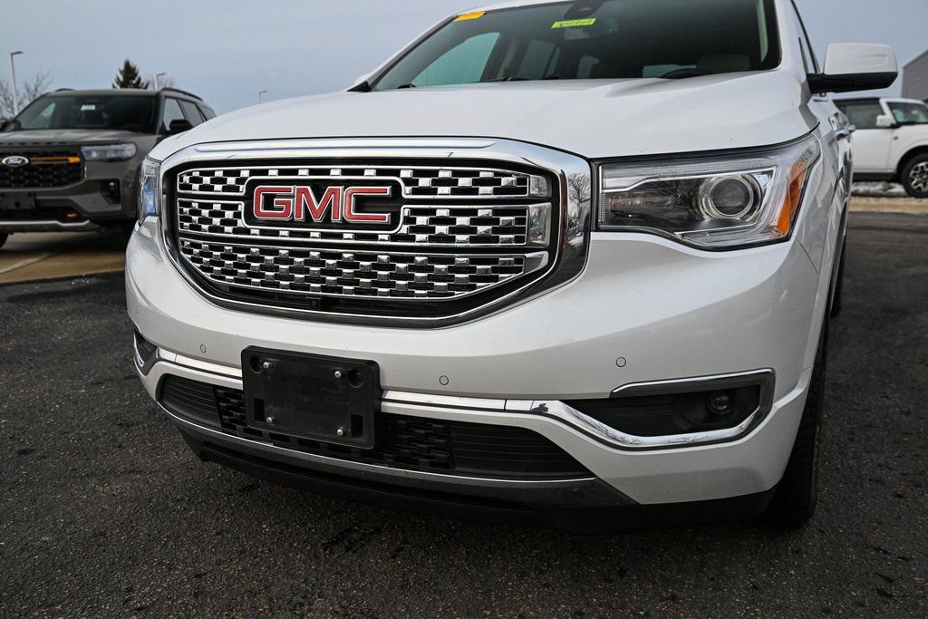 Used 2017 GMC Acadia Denali w/ Technology Package image 11