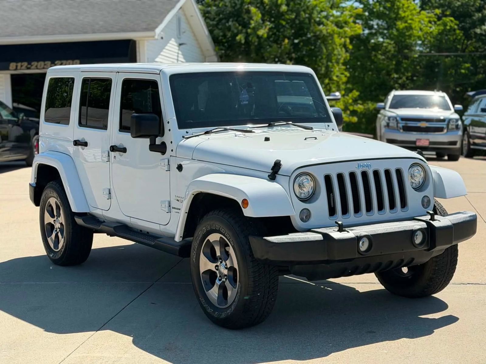 Used 2018 Jeep Wrangler Unlimited Sahara w/ Connectivity Group