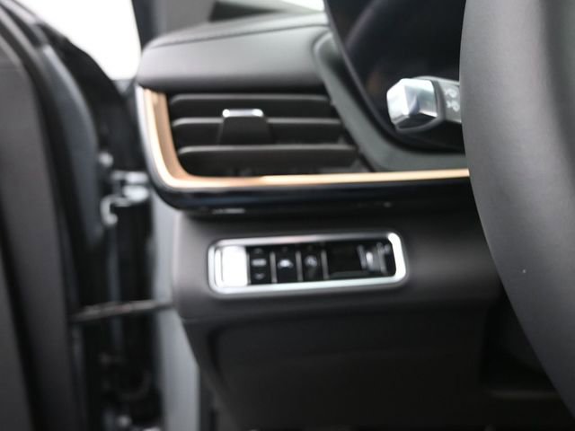 New 2026 Buick Envision Avenir image 33