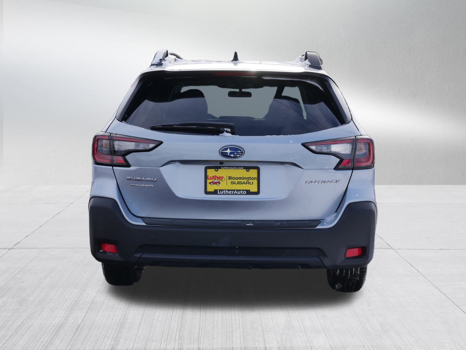 Certified 2025 Subaru Outback Premium image 6