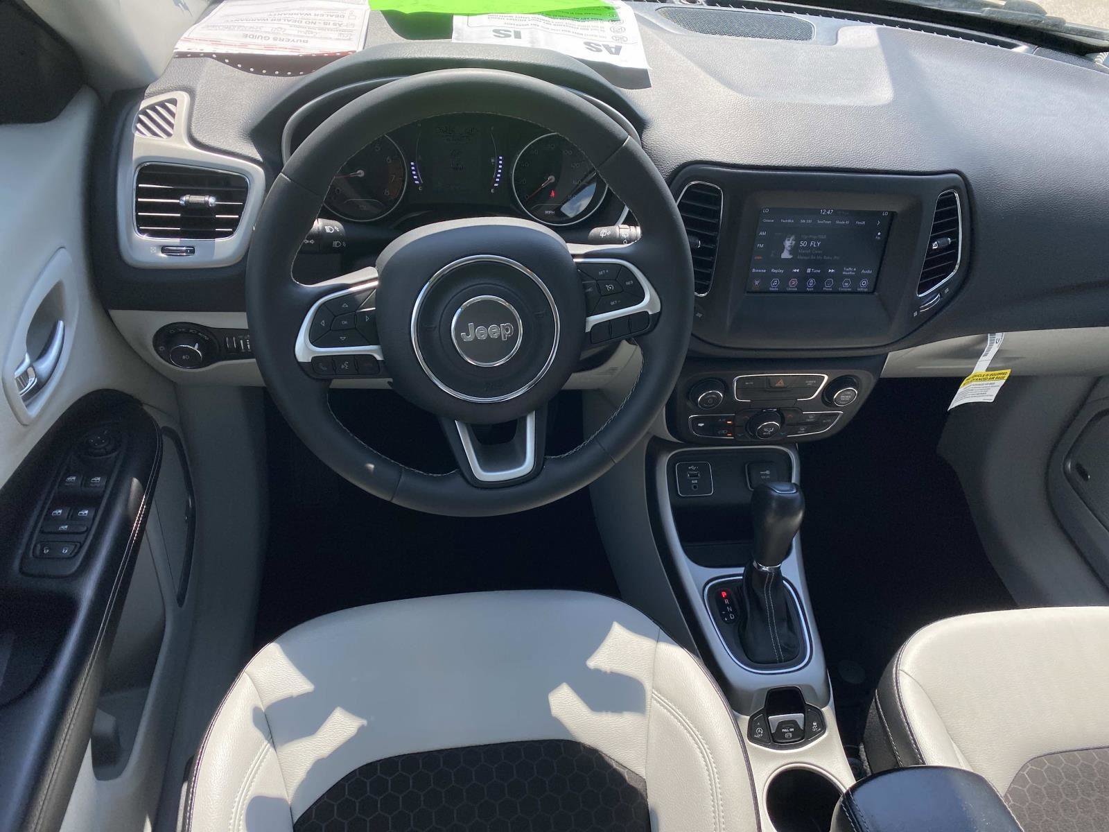 Used 2021 Jeep Compass Latitude w/ Sun and Sound Group image 19