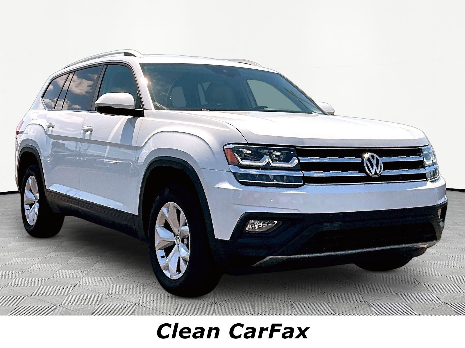 Used 2018 Volkswagen Atlas SE AWD/4WD image 3