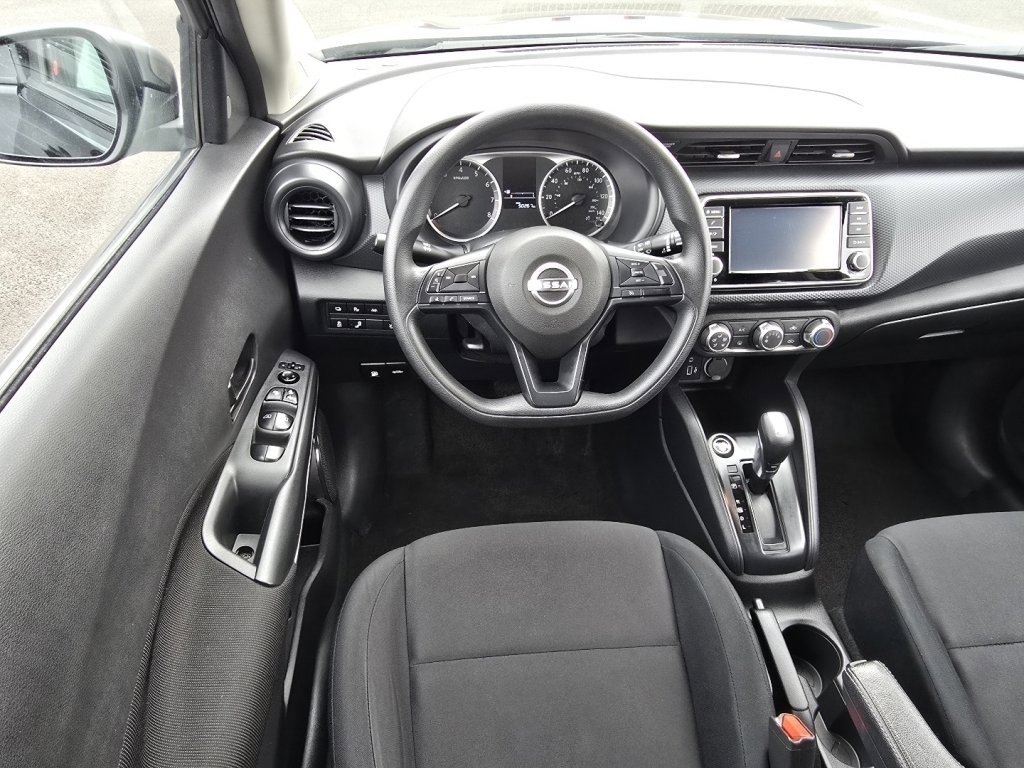 Used 2024 Nissan Kicks S image 20
