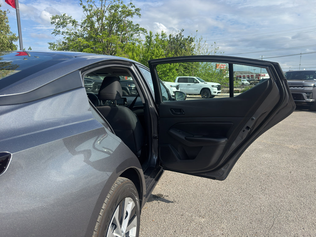 Used 2024 Nissan Altima 2.5 S FWD image 21