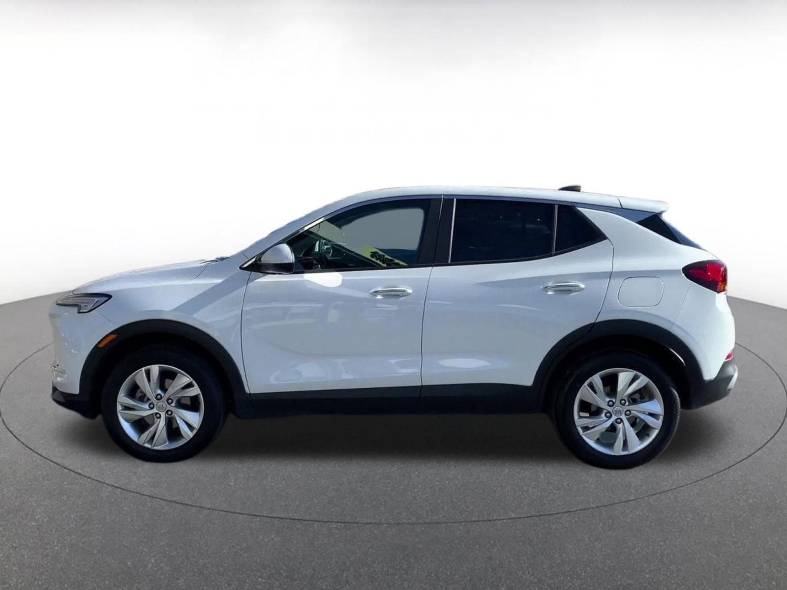 Used 2025 Buick Encore GX Preferred image 9