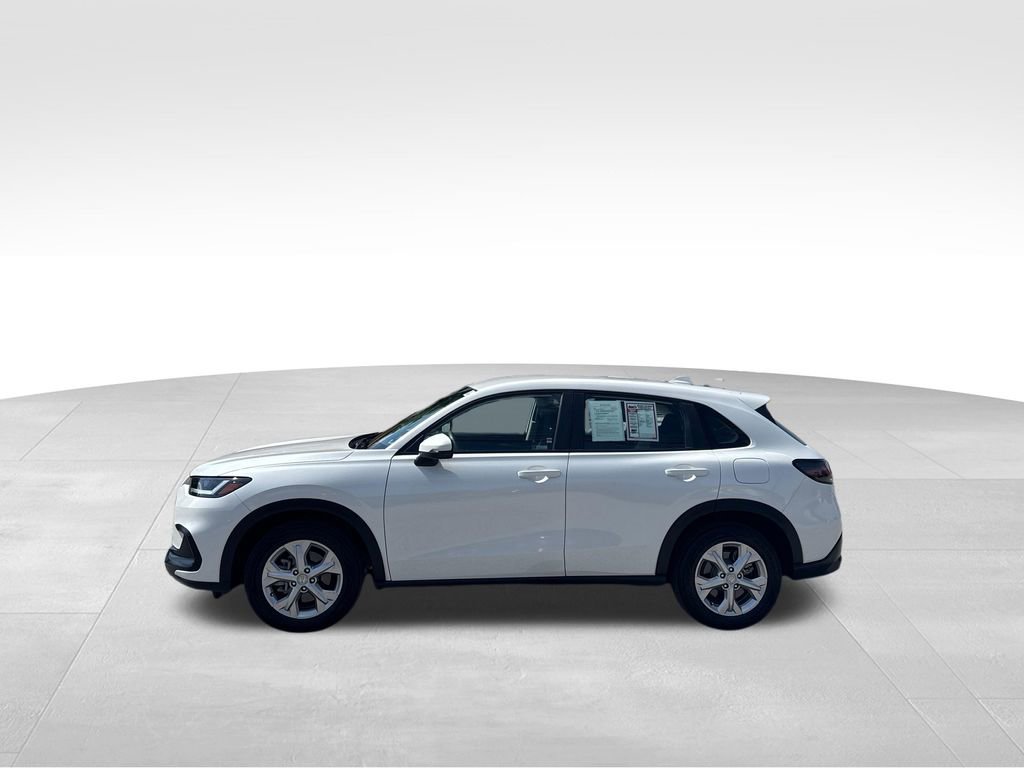 Used 2023 Honda HR-V LX image 2