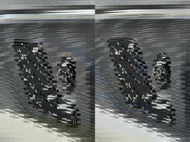 New 2026 Cadillac Lyriq Signature Luxury image 21