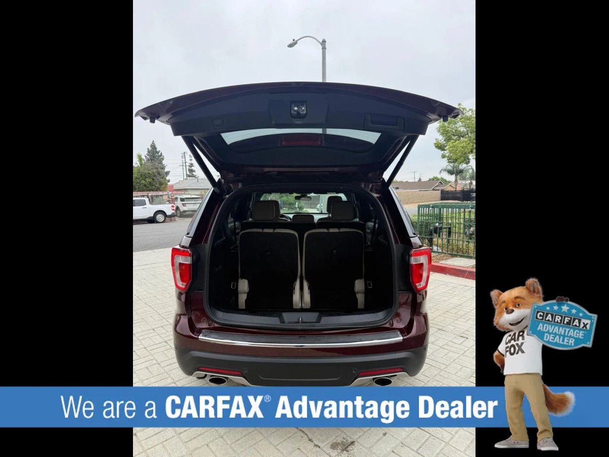 Used 2018 Ford Explorer Limited w/ Equipment Group 301A FWD image 9