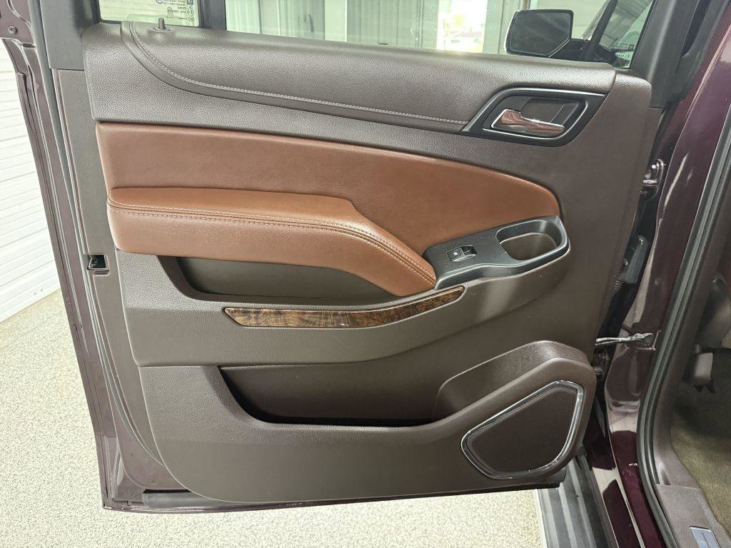 Used 2017 Chevrolet Suburban Premier image 50