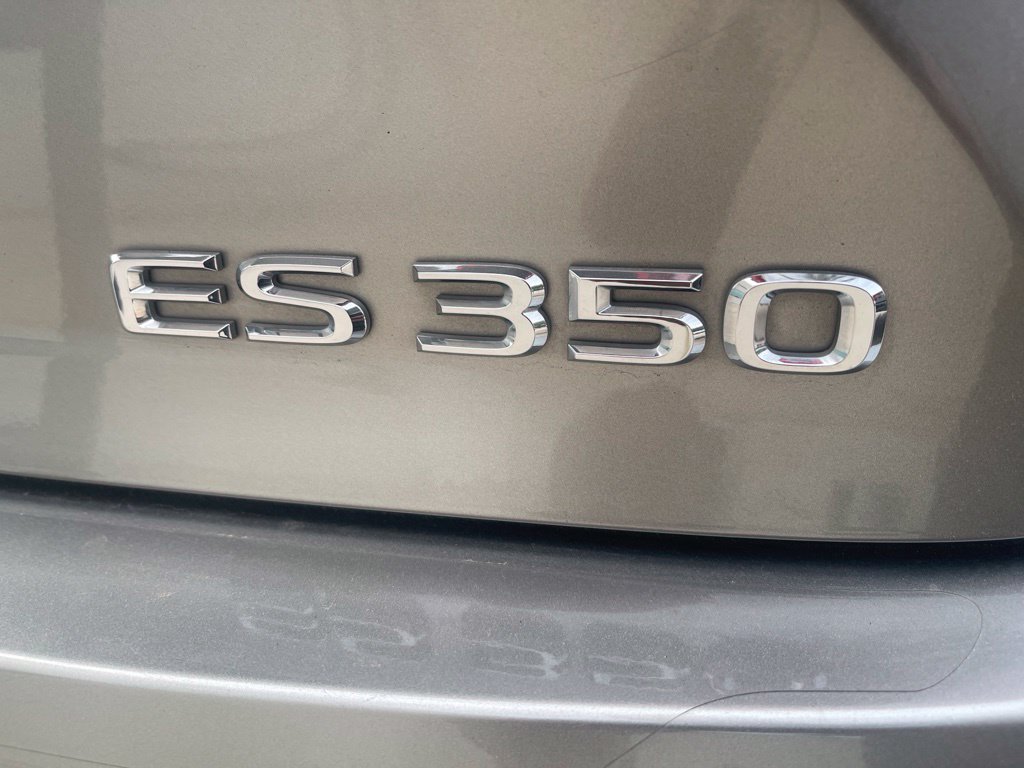 Used 2018 Lexus ES 350 w/ Luxury Package w/Wood Trim FWD image 7