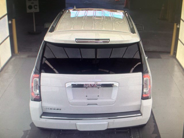 Used 2019 GMC Yukon Denali w/ Denali Ultimate Package RWD image 19