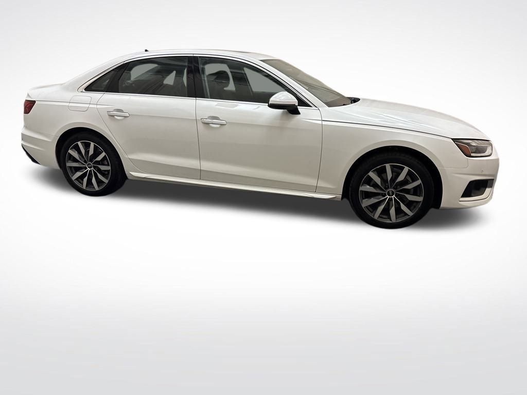 Used 2022 Audi A4 2.0T Premium Plus w/ Premium Plus Package image 4