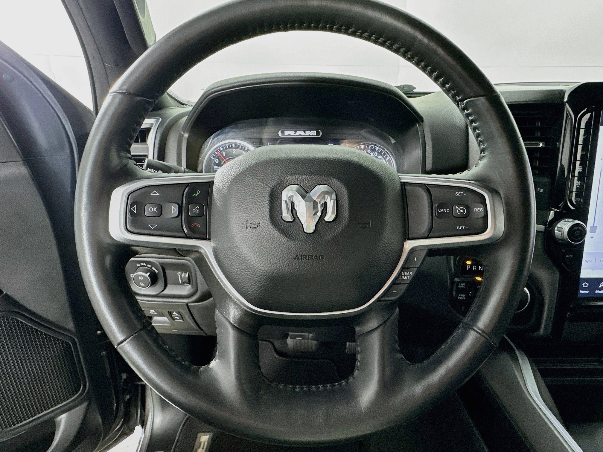 Used 2023 RAM 1500 Big Horn AWD/4WD image 11