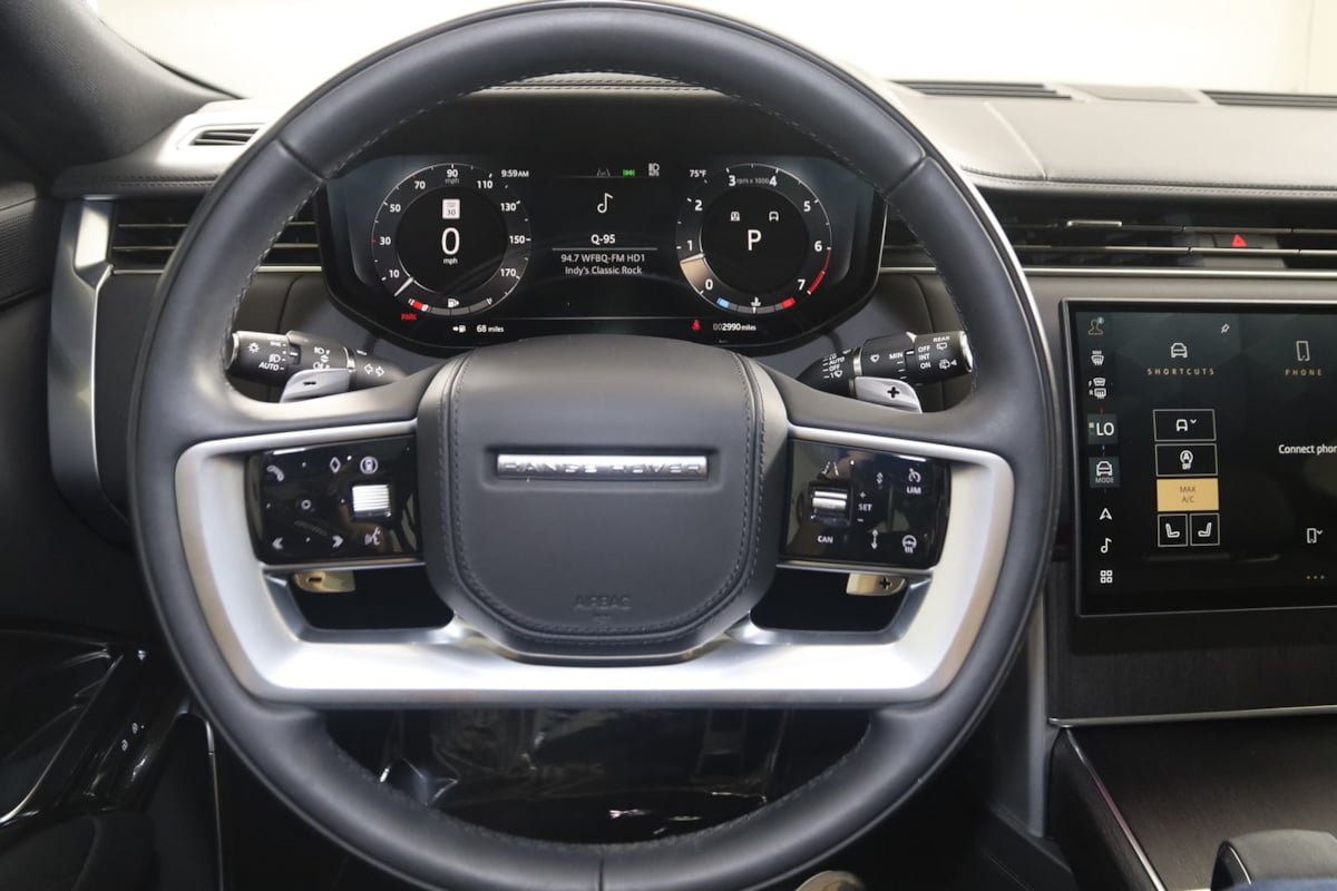 Used 2025 Land Rover Range Rover SE AWD/4WD image 42