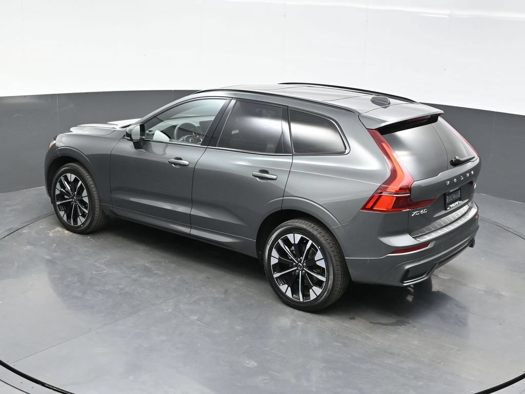 New 2026 Volvo XC60 B5 Plus w/ Protection Package Premier AWD/4WD image 38