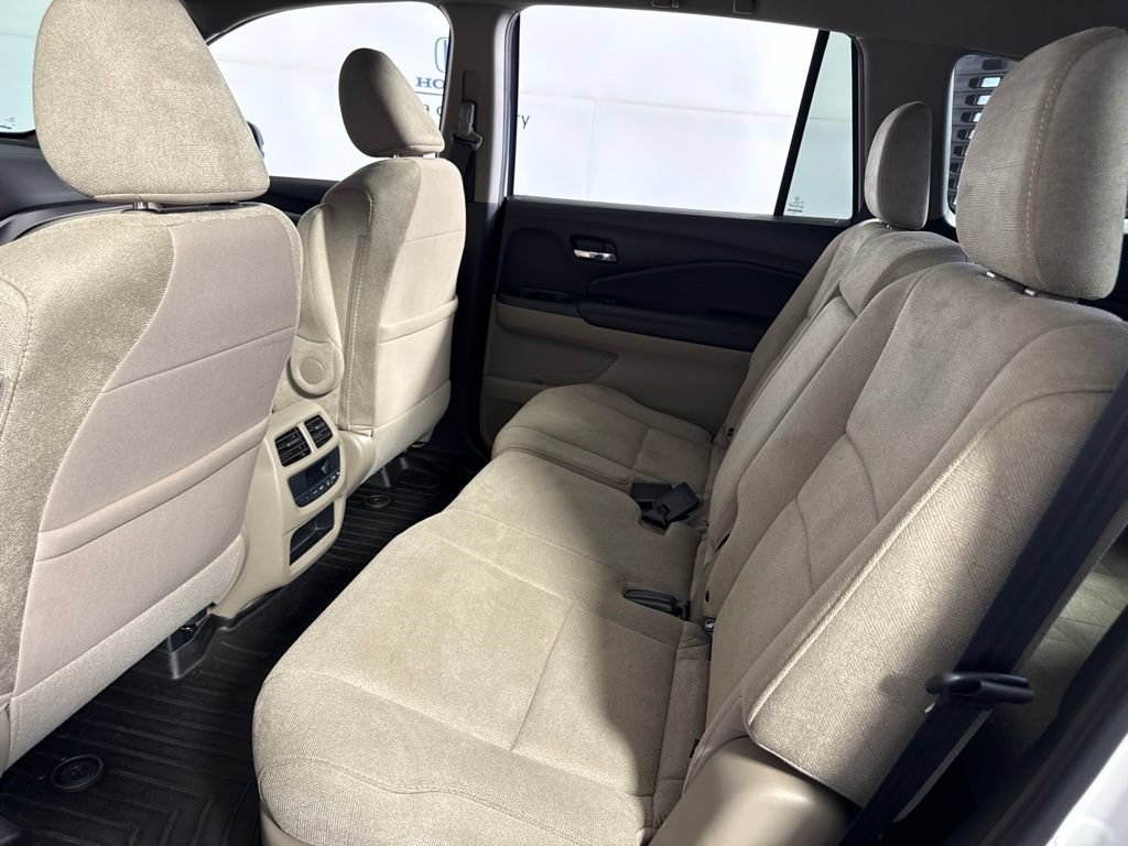 Used 2021 Honda Pilot EX image 13
