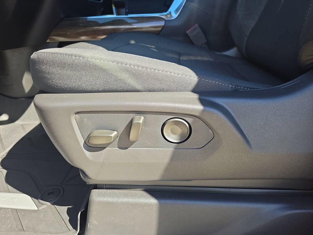 New 2026 Chevrolet Silverado 1500 RST w/ Texas Edition Plus image 29