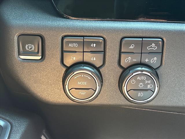 Certified 2023 Chevrolet Silverado 1500 LT Trail Boss w/ Convenience Package II AWD/4WD image 17