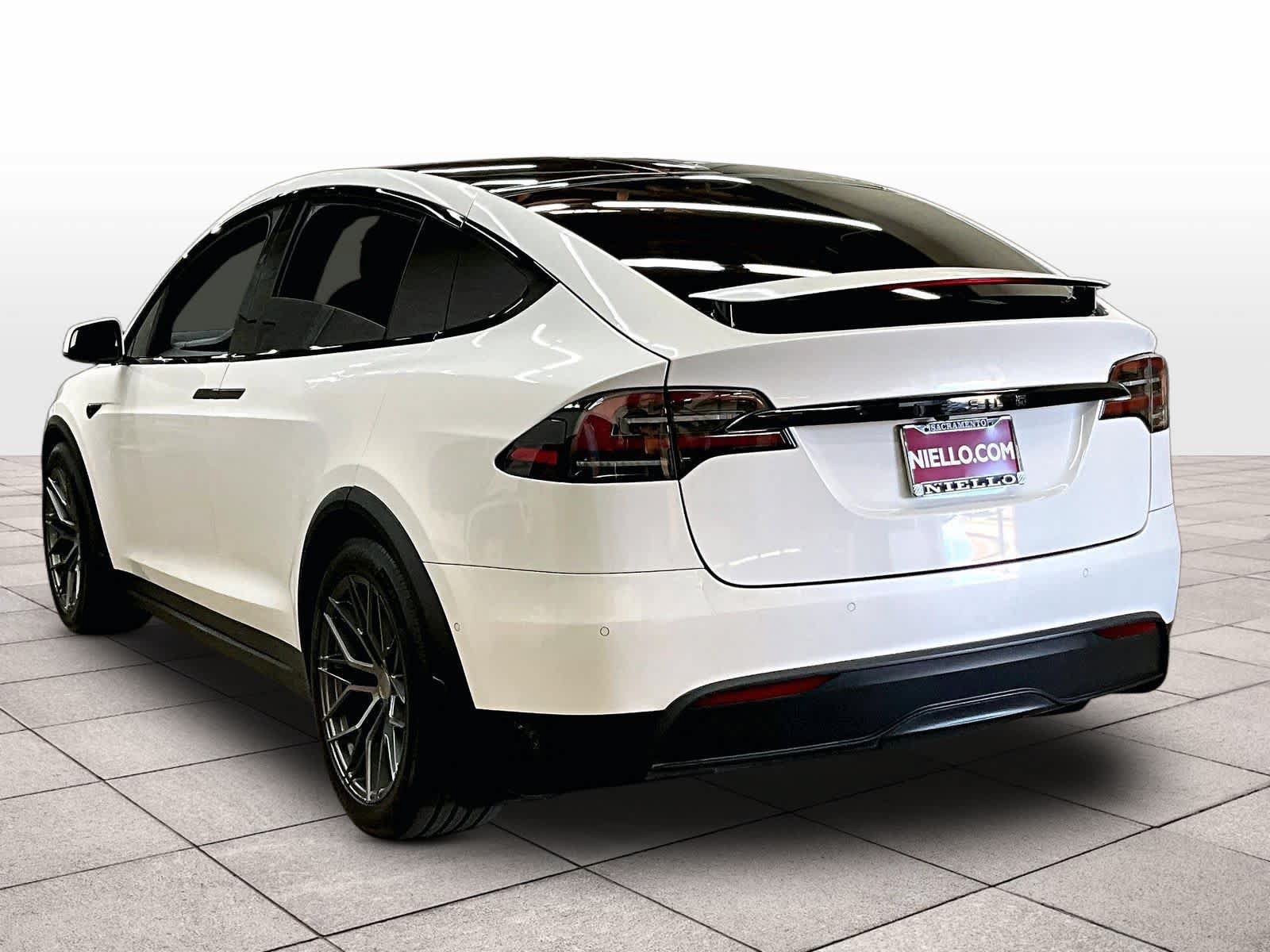 Used 2022 Tesla Model X AWD/4WD image 13