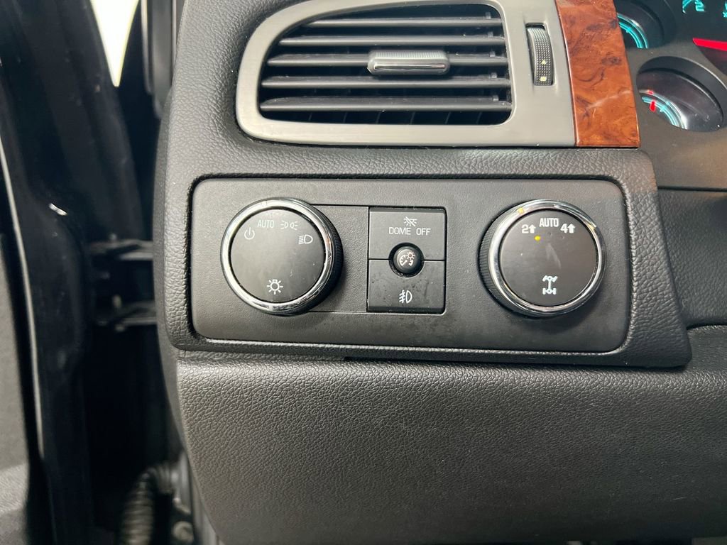 Used 2012 Chevrolet Tahoe LT image 17