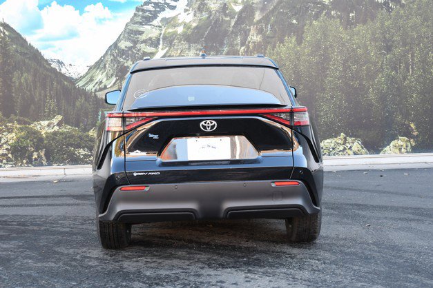 New 2026 Toyota bZ XLE image 5