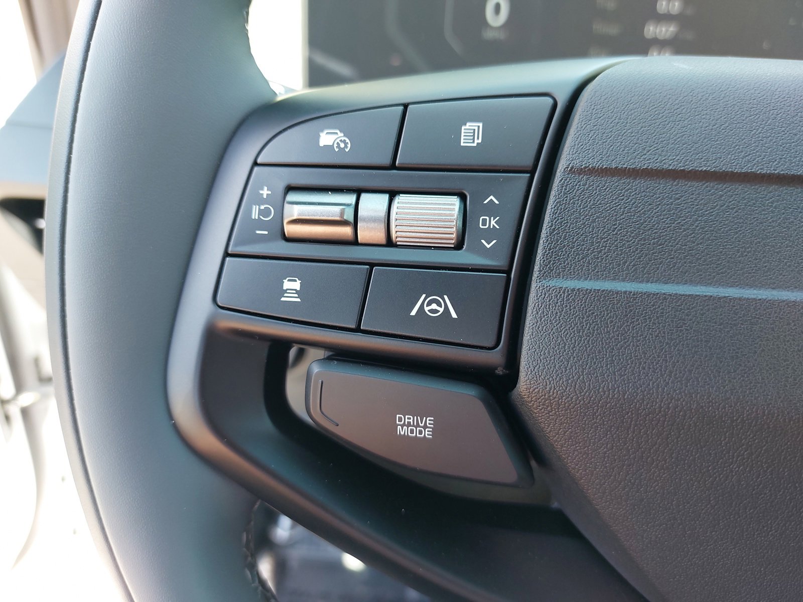 New 2025 Kia EV6 Light w/ Light LR Technology Package image 17