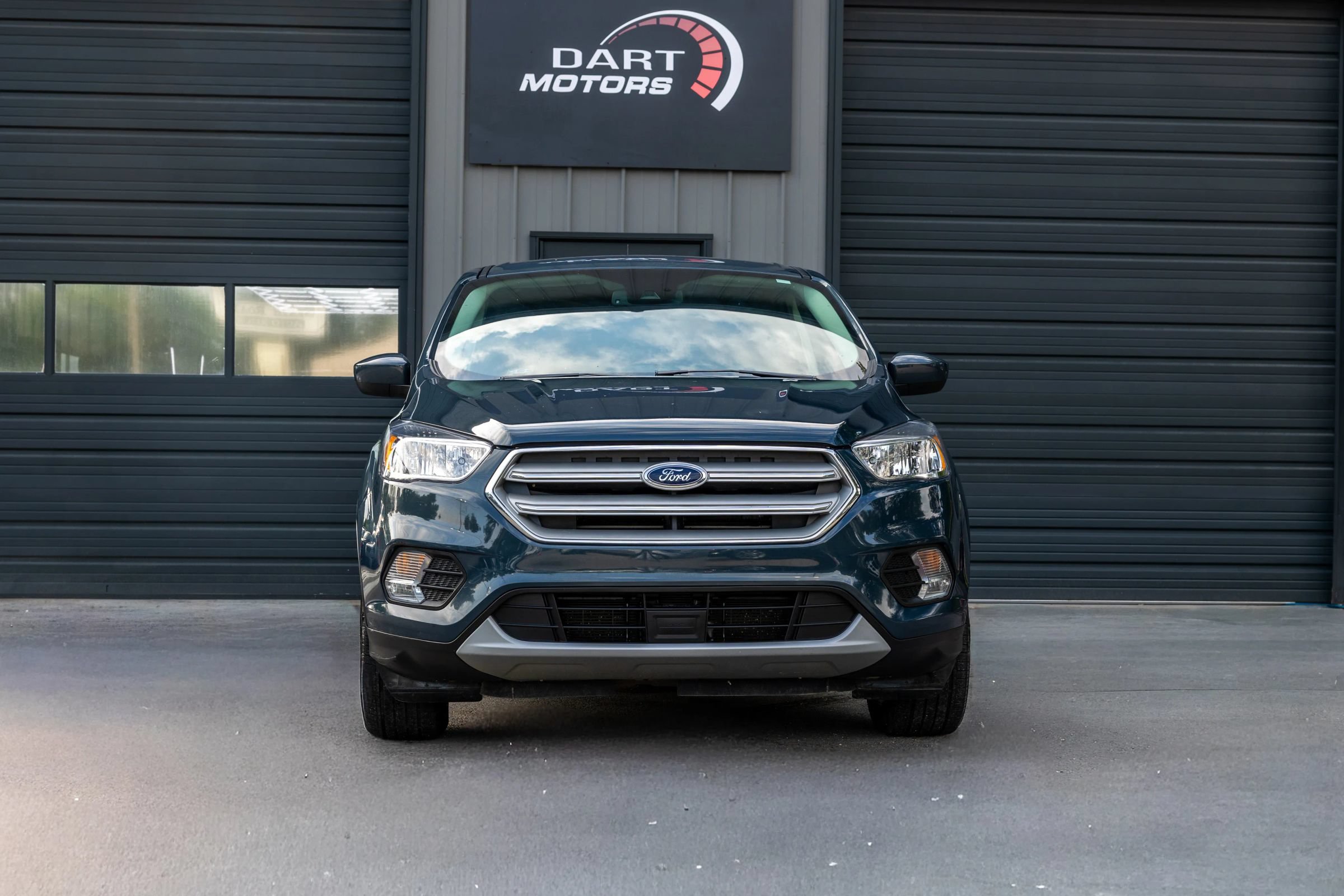 Used 2019 Ford Escape SE AWD/4WD image 2
