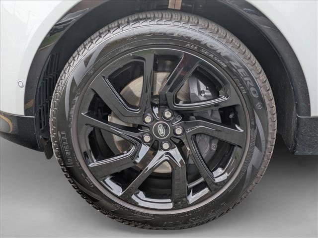 Certified 2025 Land Rover Discovery Dynamic SE AWD/4WD image 27
