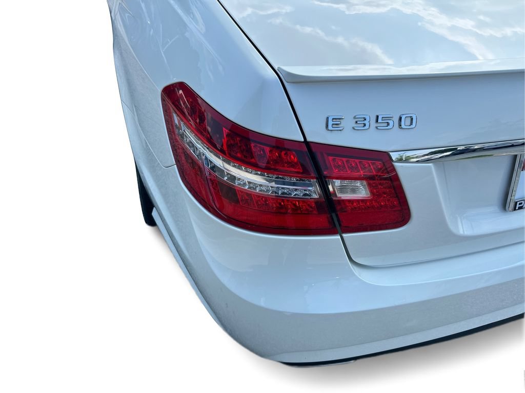 Used 2013 Mercedes-Benz E 350 Sedan image 33