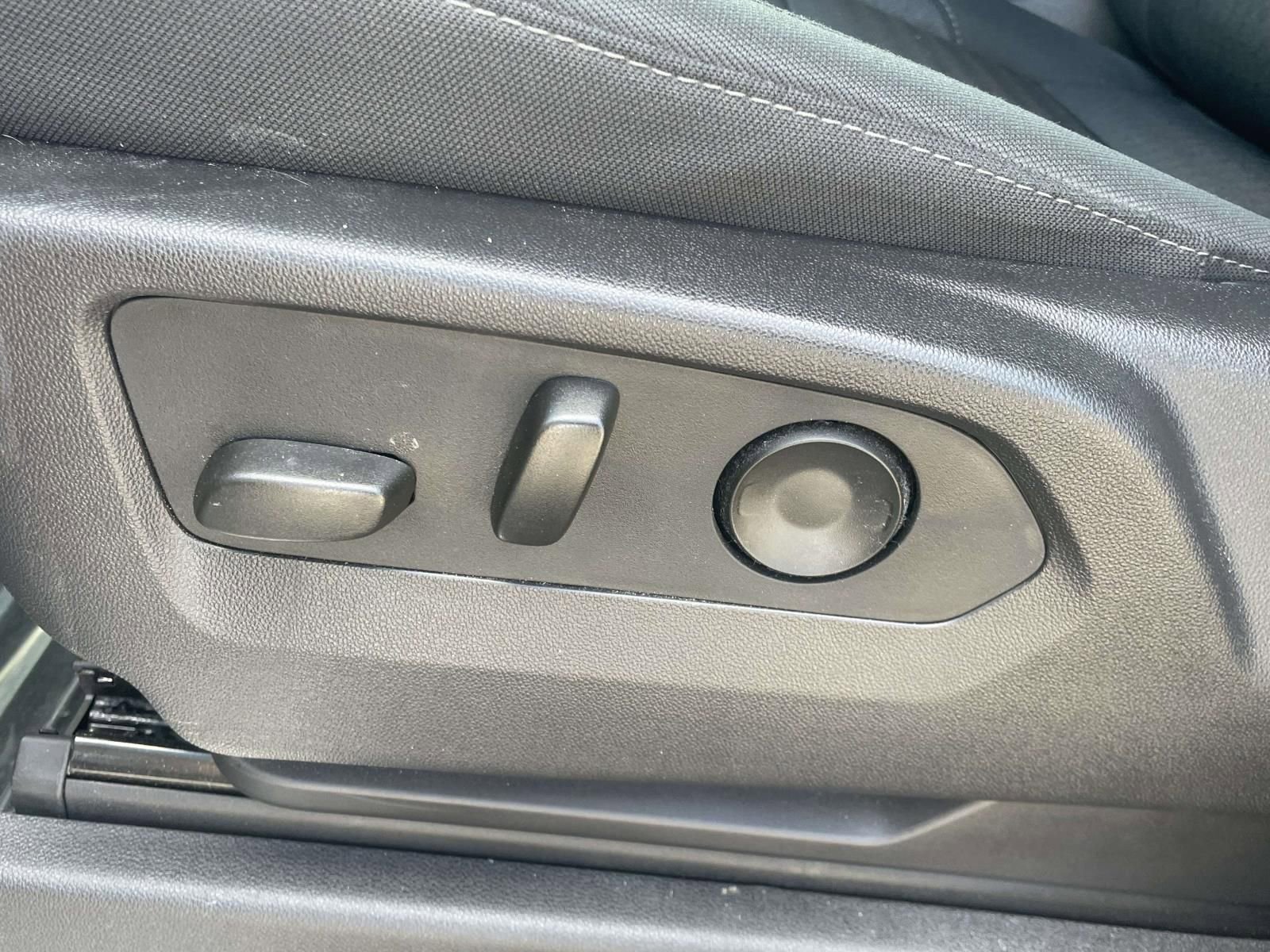 Used 2024 GMC Sierra 1500 Elevation image 16