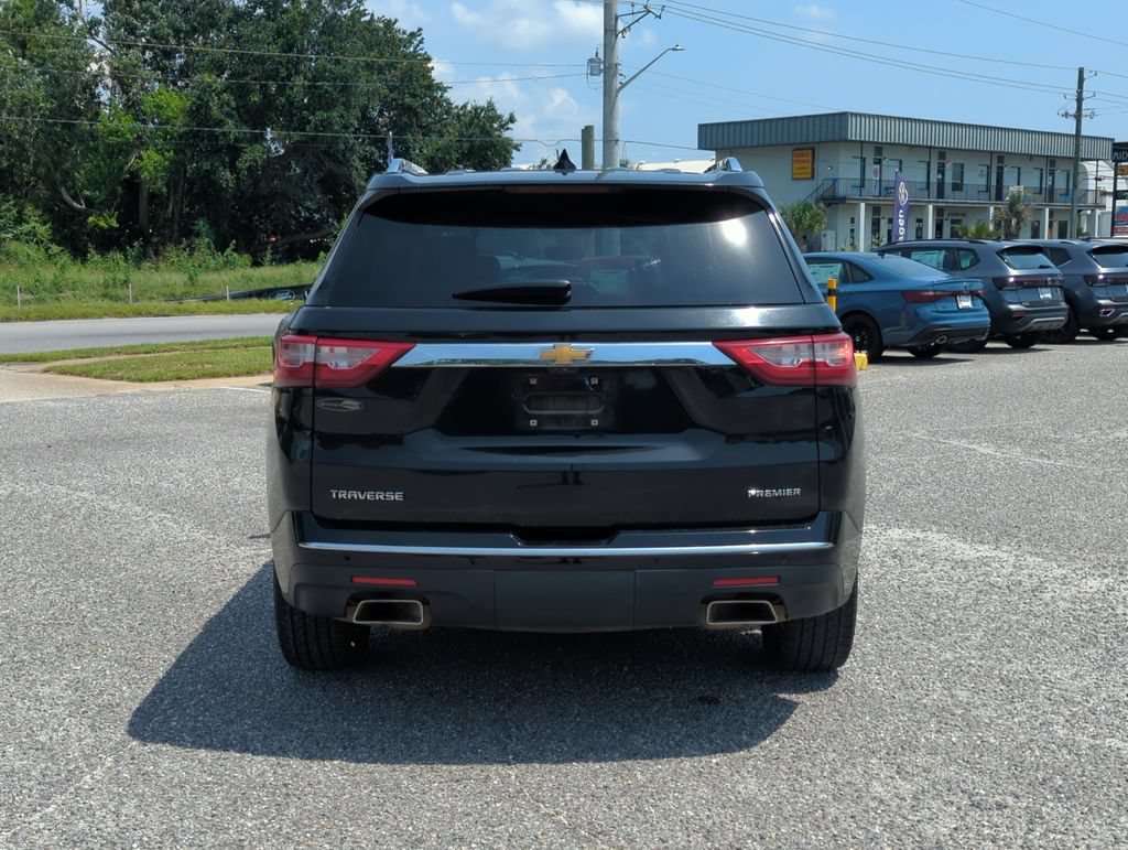 Used 2019 Chevrolet Traverse Premier w/ Driver Confidence II Package FWD image 6