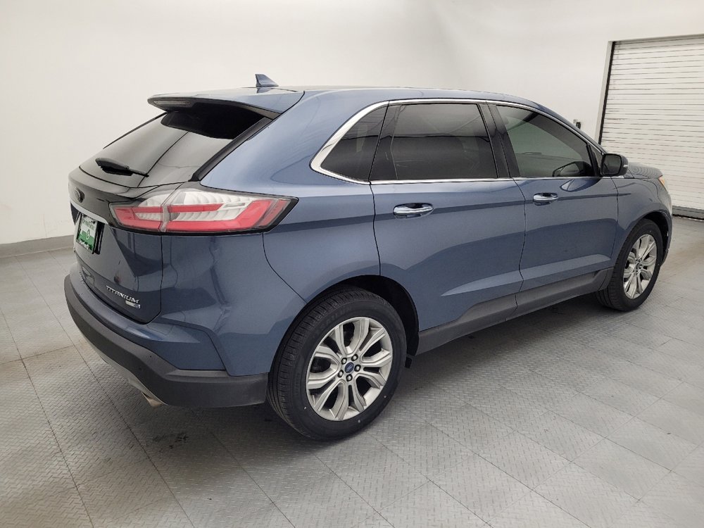 Used 2019 Ford Edge Titanium w/ Cold Weather Package AWD/4WD image 10