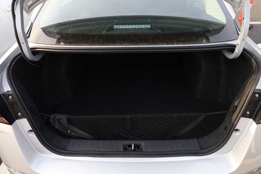 New 2025 Nissan Versa SV w/ Trunk Package image 7