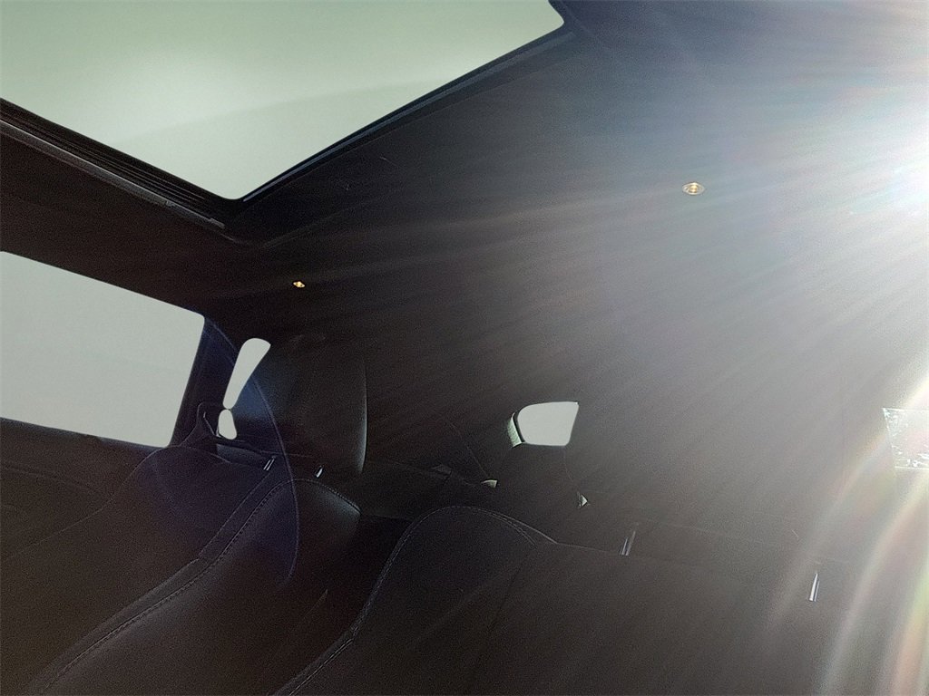 Used 2023 Dodge Challenger R/T w/ Plus Package image 10