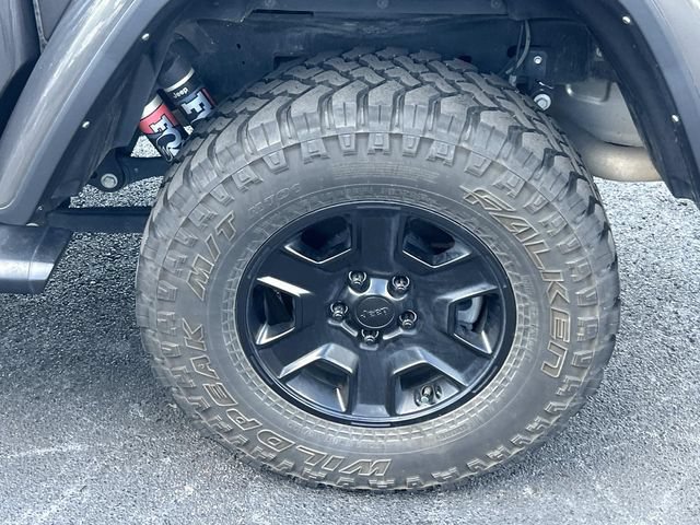 Used 2023 Jeep Gladiator Mojave w/ Cold Weather Group AWD/4WD image 15